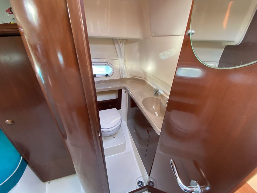 Jeanneau Leader 805