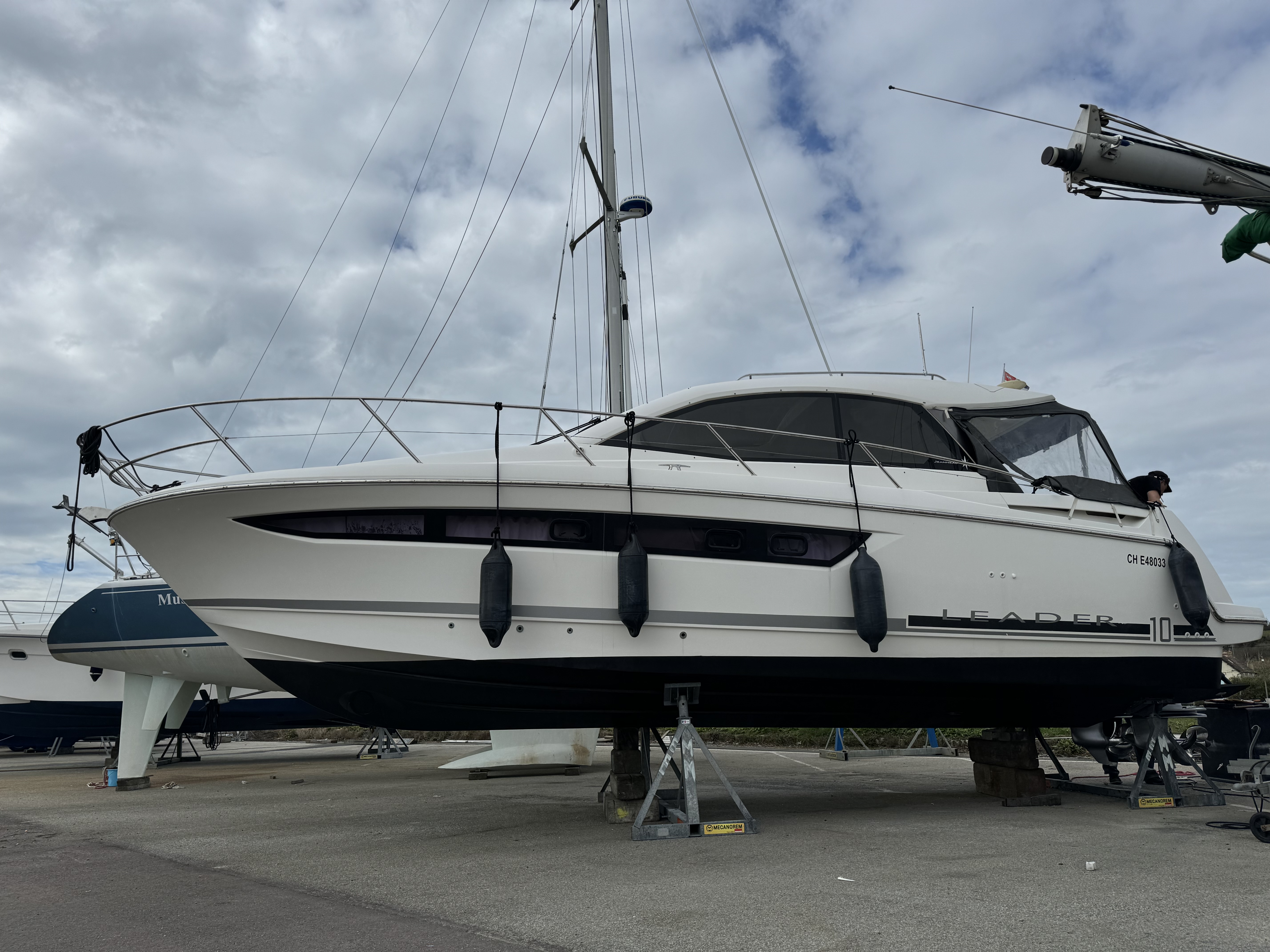 Jeanneau Leader 10 